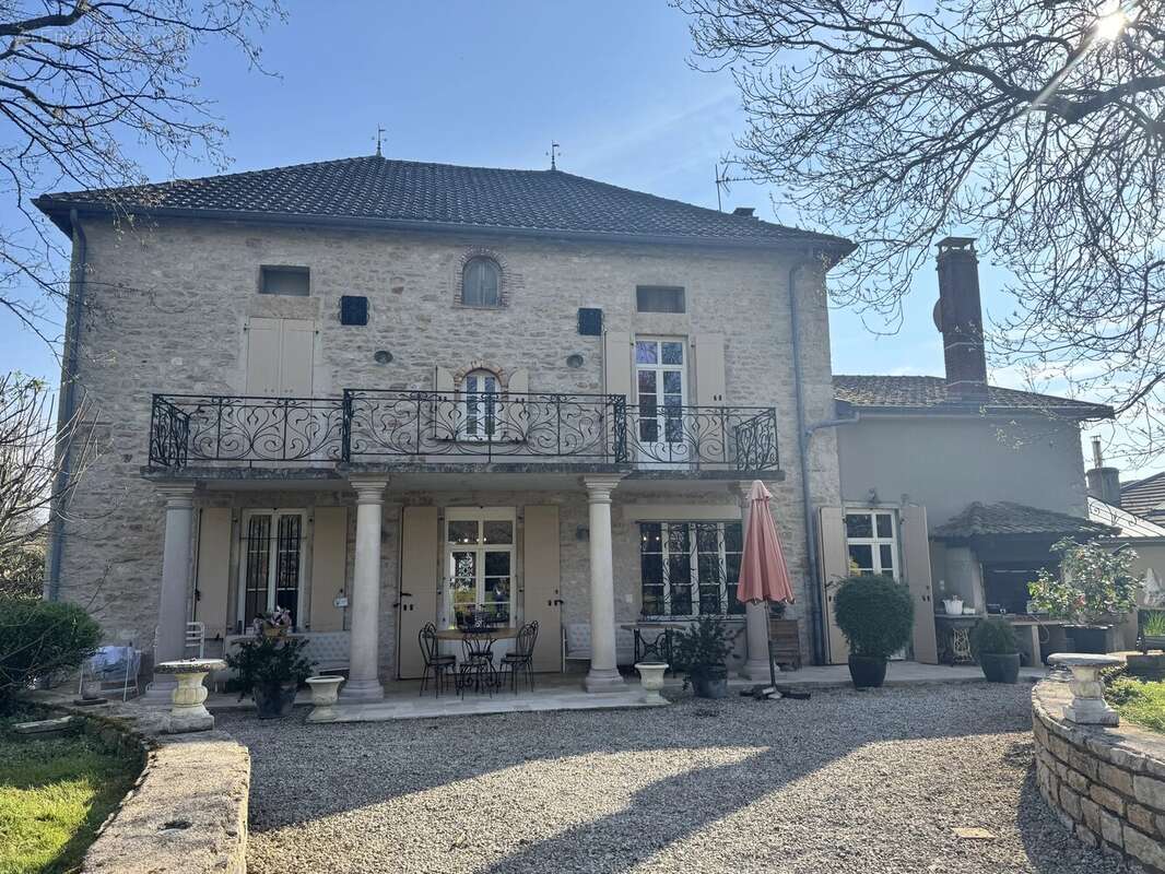 Maison à BOURG-EN-BRESSE