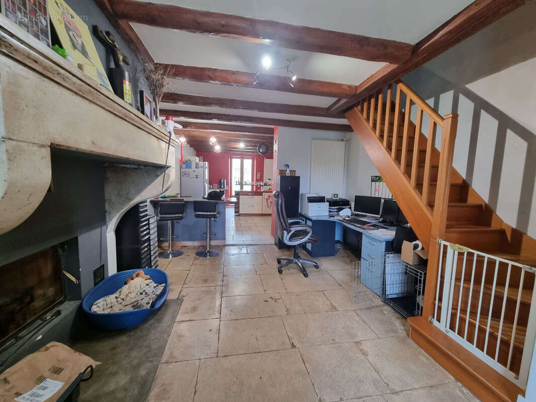 Maison à FRANCHEVILLE