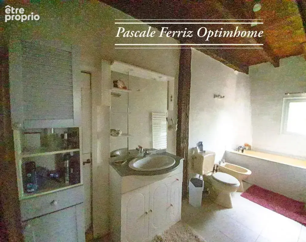 FRANCON - MAISON T8 - 5 chambres - 247 m² sur terrain 5893m² avec Piscine et Jacuzzi - photo 16