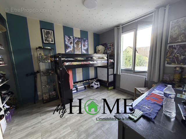 Maison à VERT-SAINT-DENIS