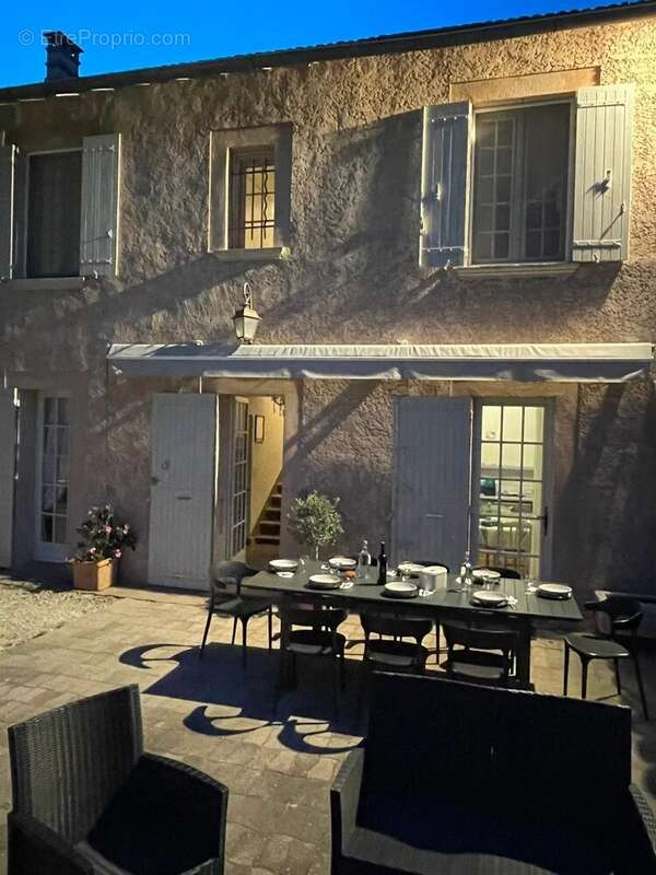 Maison à CABANNES