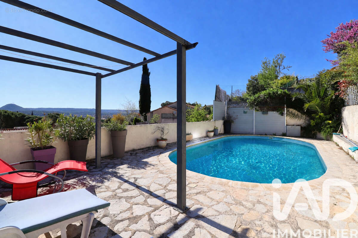 Photo 3 - Maison à VELAUX