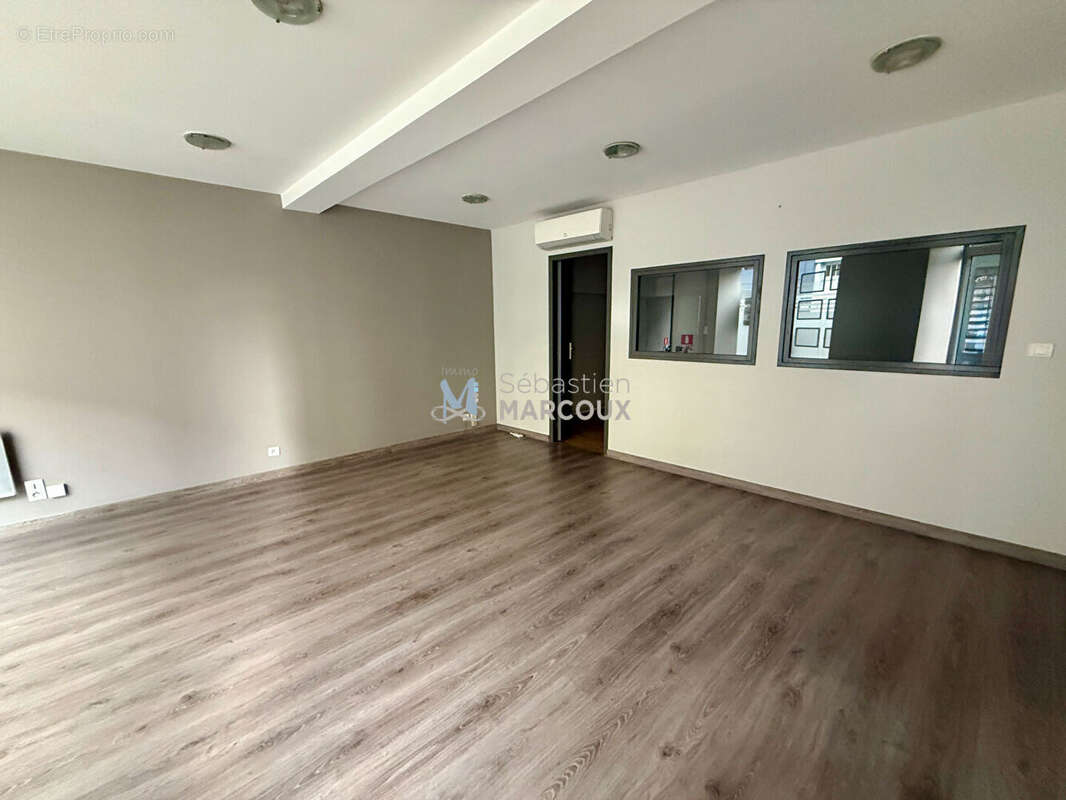 Commerce à MONTBRISON