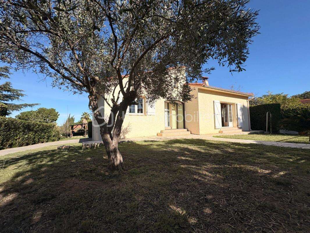 Maison à LLUPIA