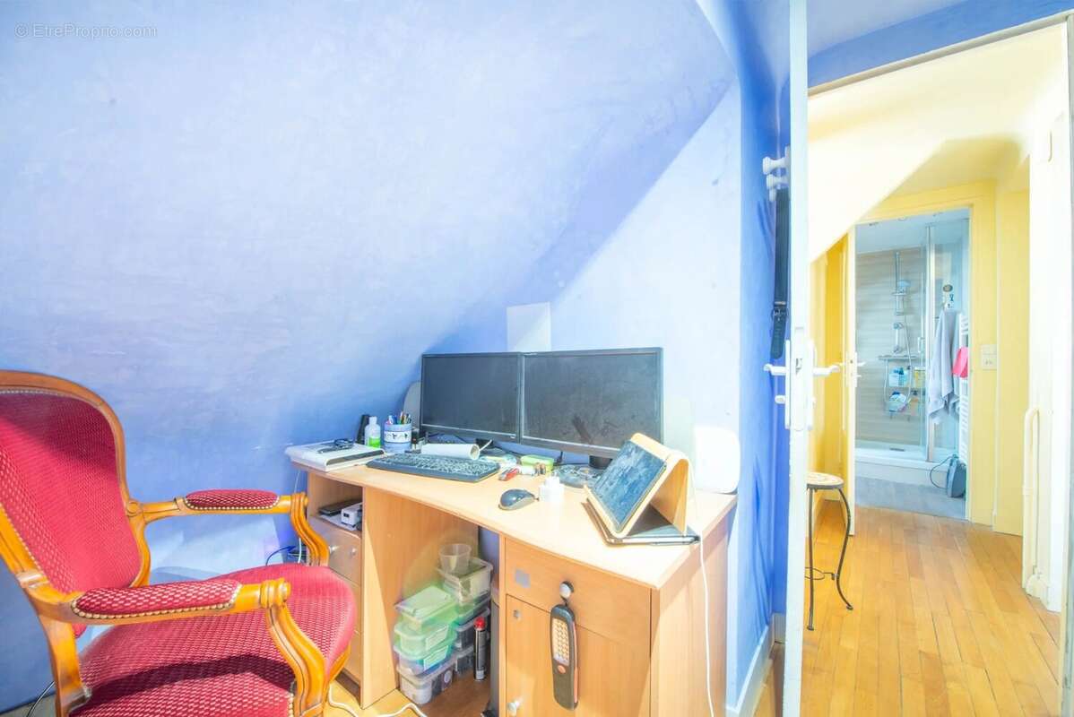 Maison à ISSY-LES-MOULINEAUX