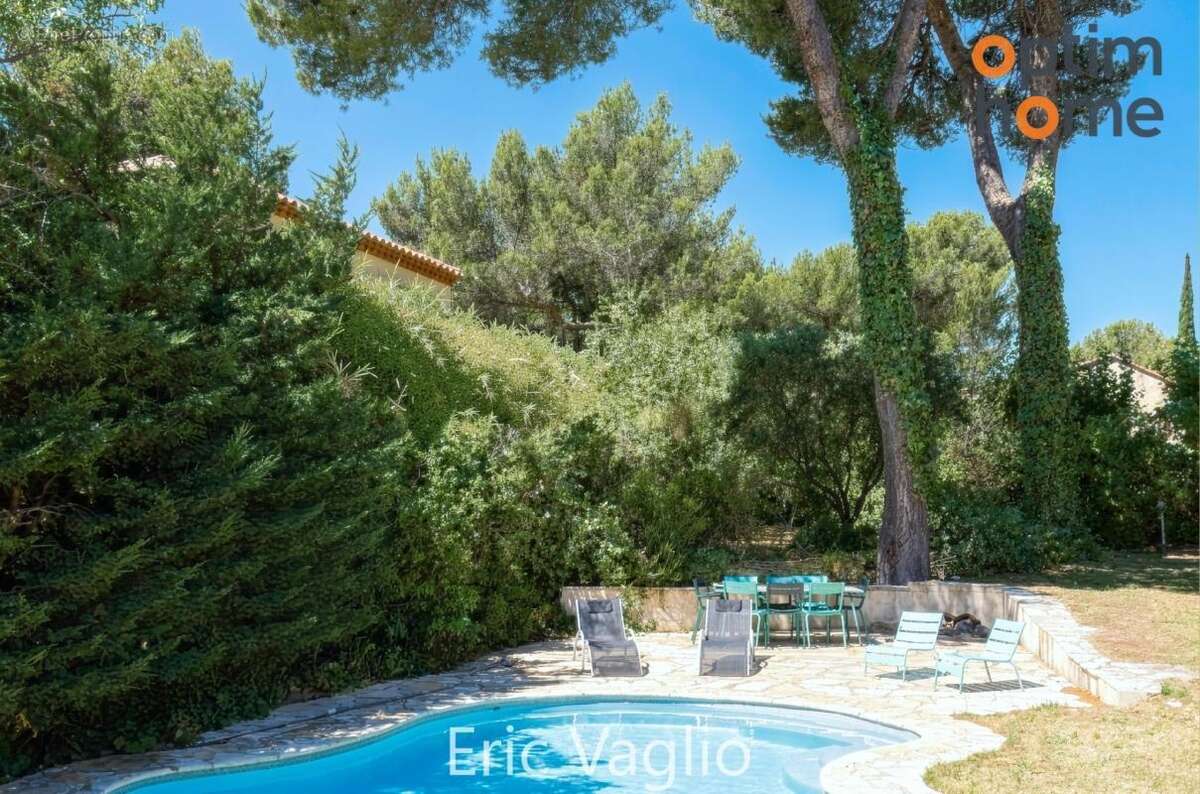 Bouc Bel Air (Aix à 10 mn) - Vente Belle Villa T5 de 269 M2, sur un terrain clos et arboré de 1257 M2 avec piscine, proche IBS,  - photo 30