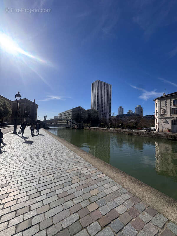 Appartement à PARIS-19E