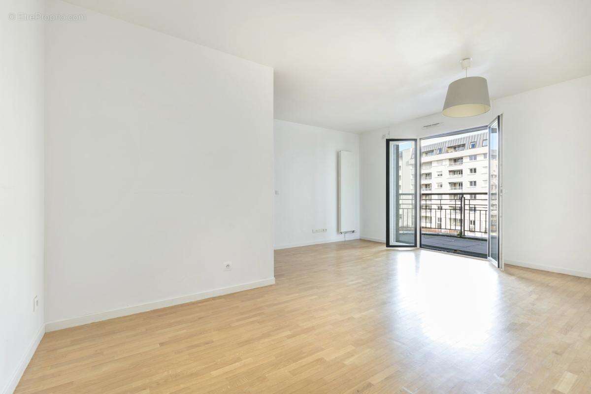 Appartement à SURESNES