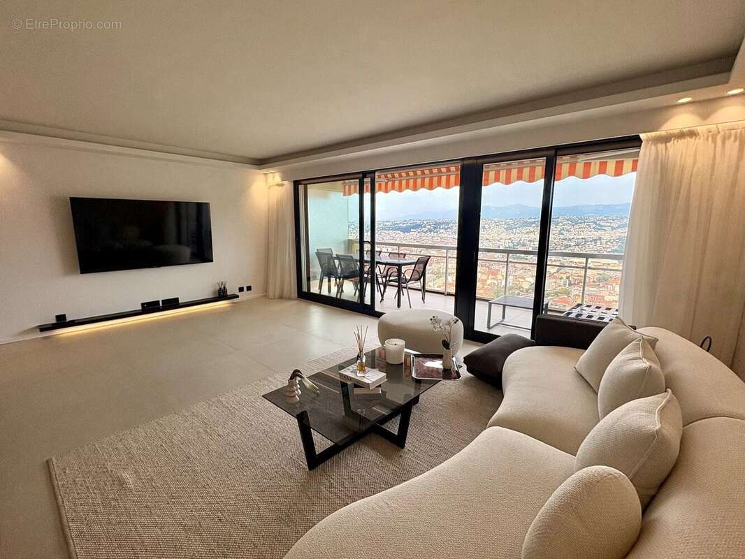 Dernier etage  3 pieces mont boron vue mer - photo 2