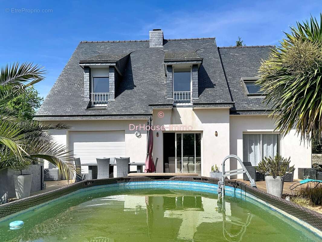 Maison à PLOEMEL