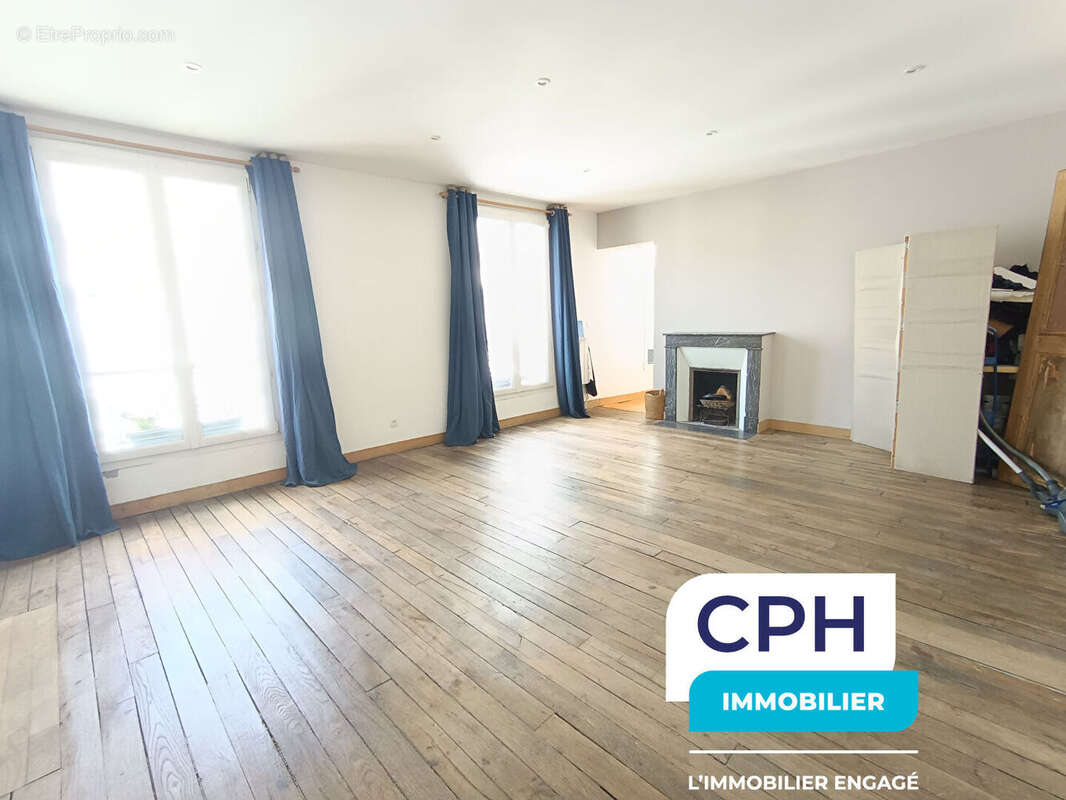 Appartement à PARIS-18E