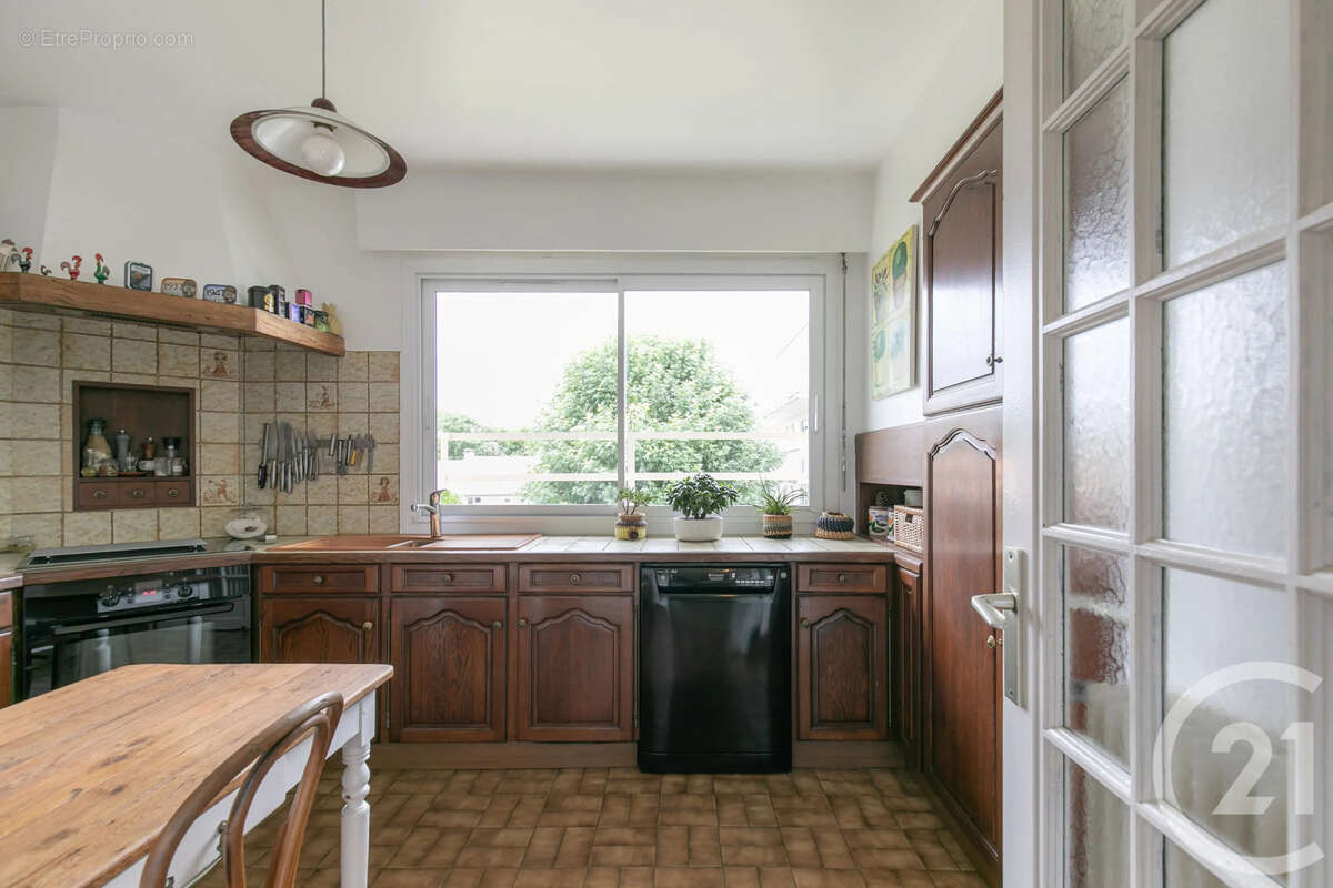 Appartement à CHENNEVIERES-SUR-MARNE