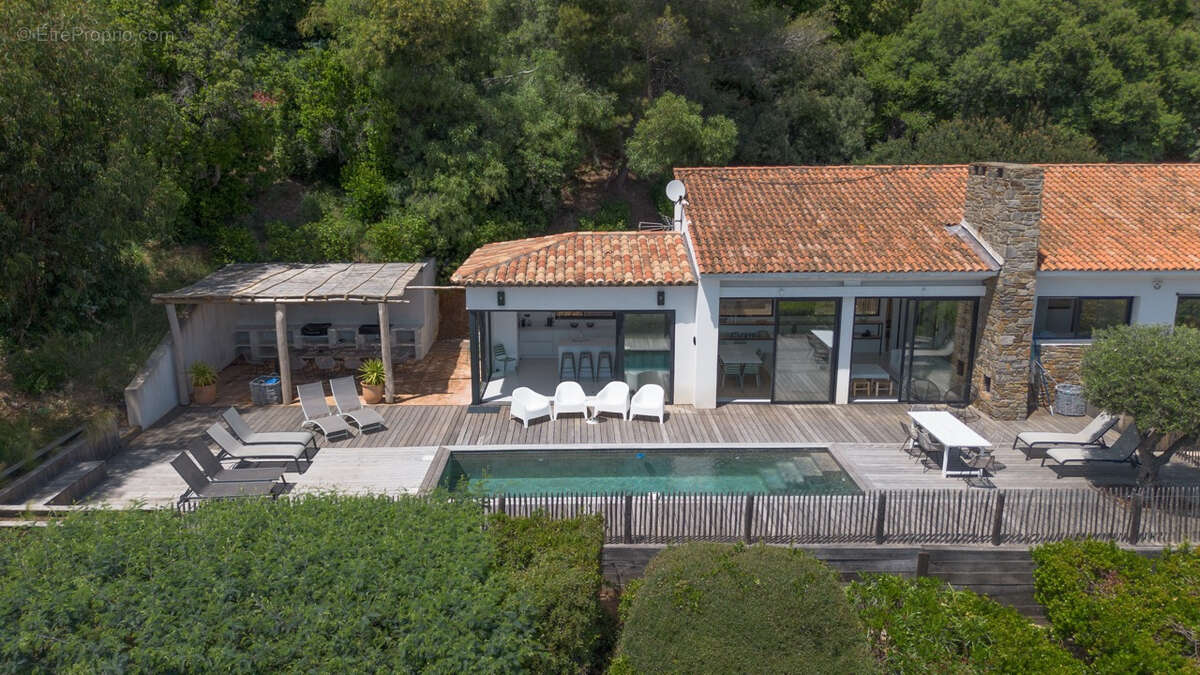 Maison à LA CROIX-VALMER