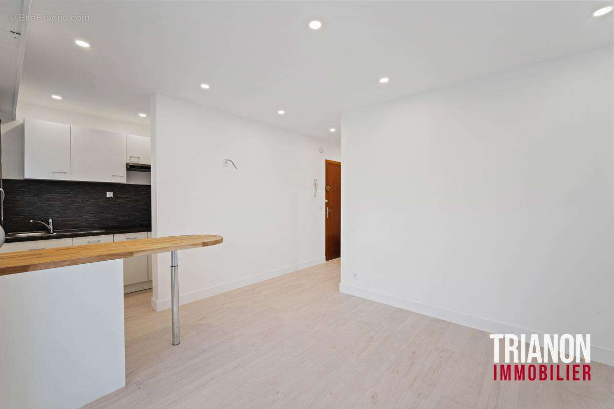 Studio le pecq bords de seine, limite st germain en laye - photo 2