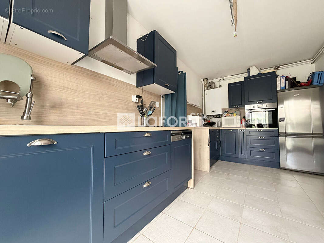 Maison Cires Les Mello 5 pièce(s) 102 m2 - photo 4