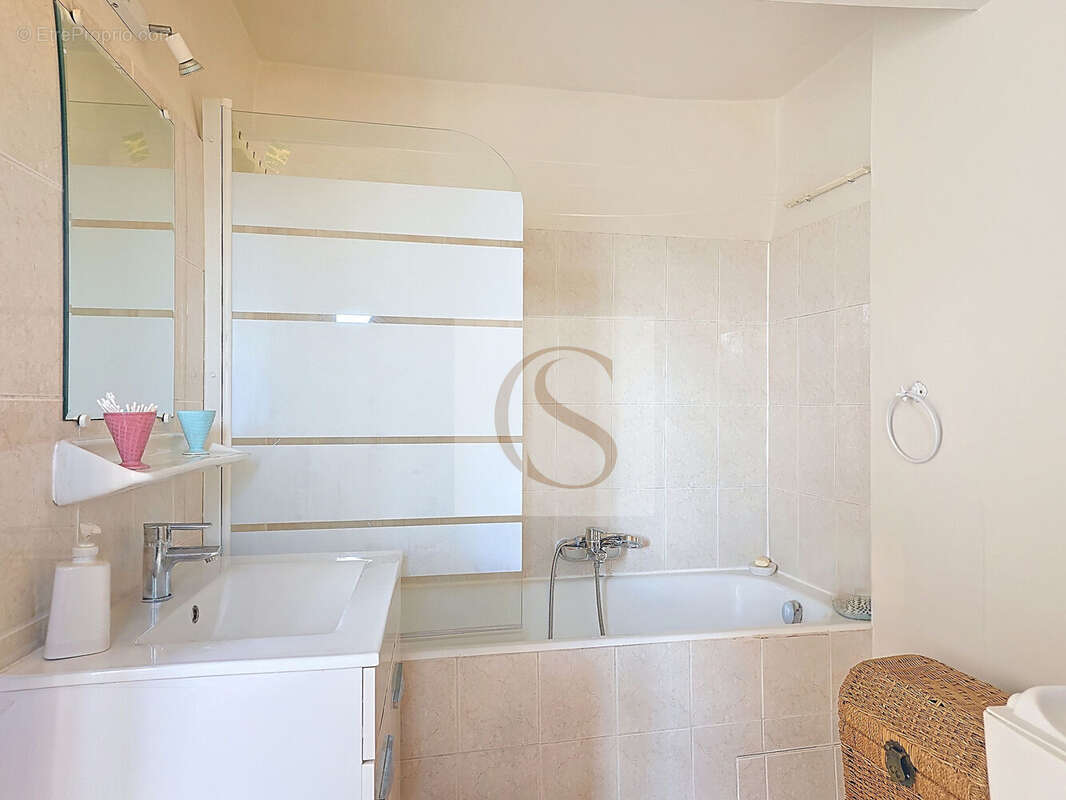 Appartement à FLAYOSC