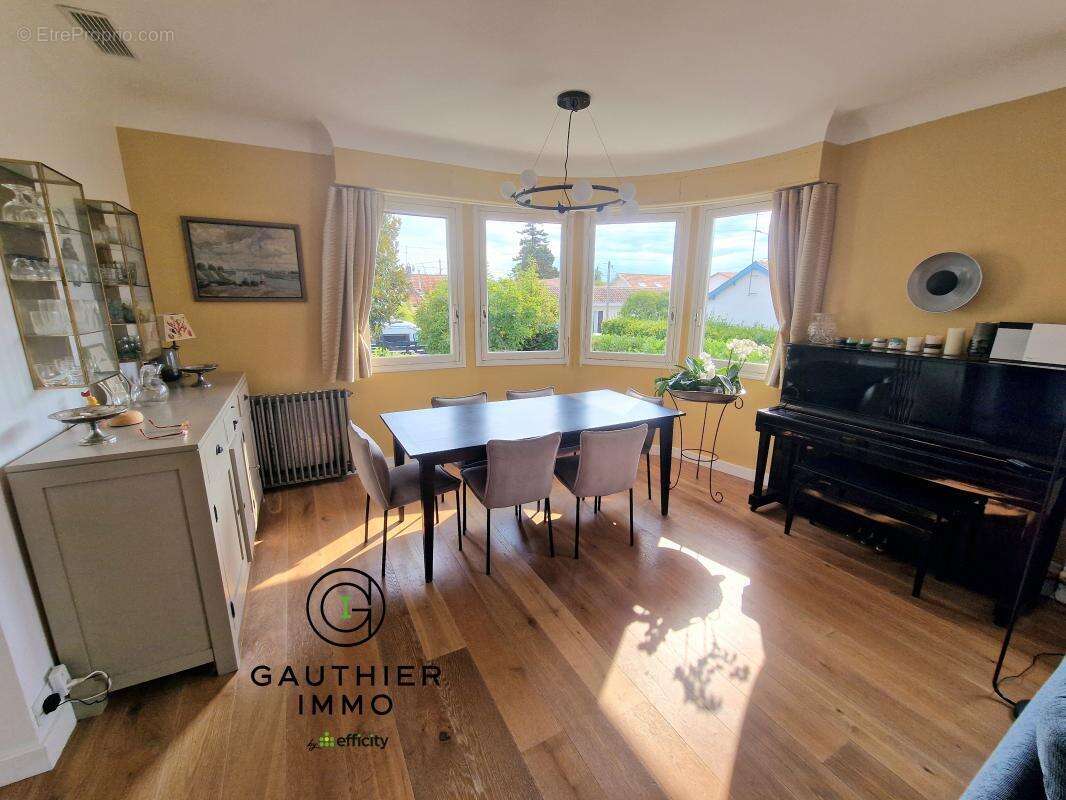 Maison à GUJAN-MESTRAS