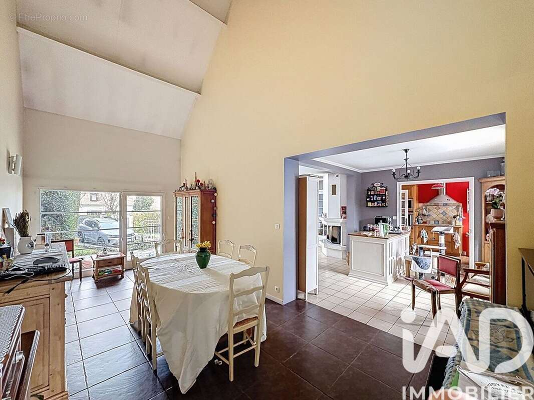 Photo 8 - Maison à VERNEUIL-SUR-SEINE