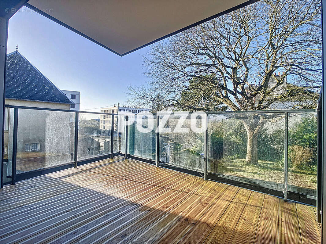 Appartement à DONVILLE-LES-BAINS