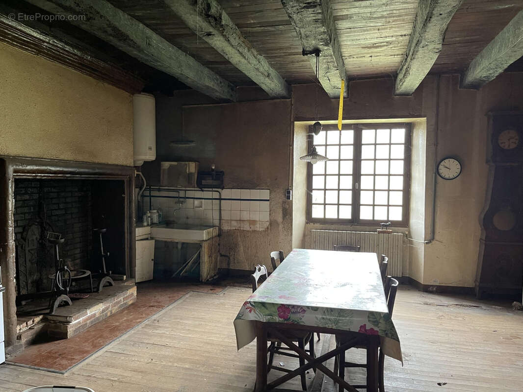 Maison à SAINT-AQUILIN