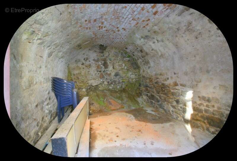 Maison à NERIS-LES-BAINS