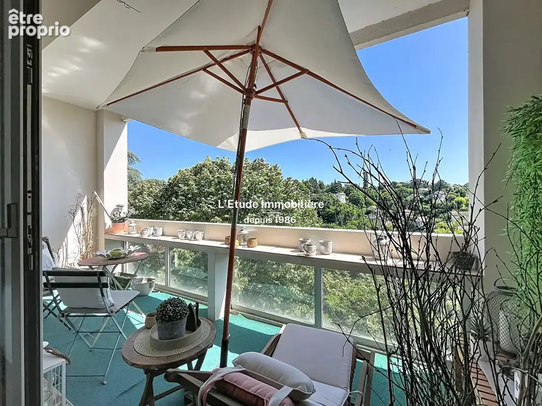 CALUIRE BOUTARY - 138 m2 - 4 chambres - Parc & Tennis - photo 3
