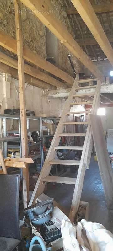 Maison à BAZINCOURT-SUR-SAULX