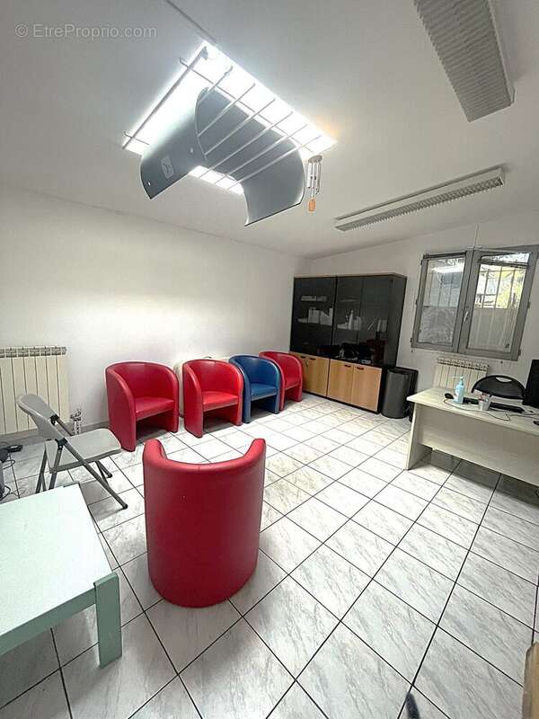 Commerce à MARSEILLE-14E