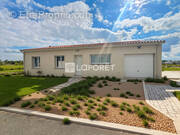 Maison à LES BILLAUX