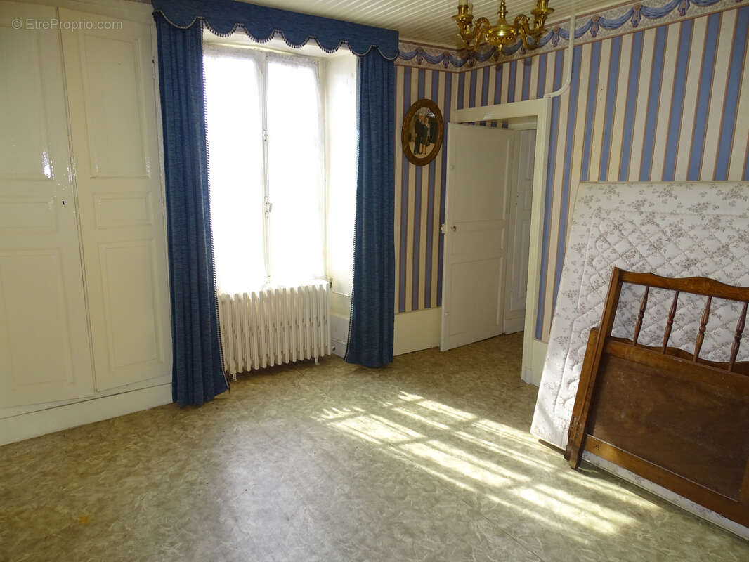 Maison à CHATILLON-SUR-SEINE