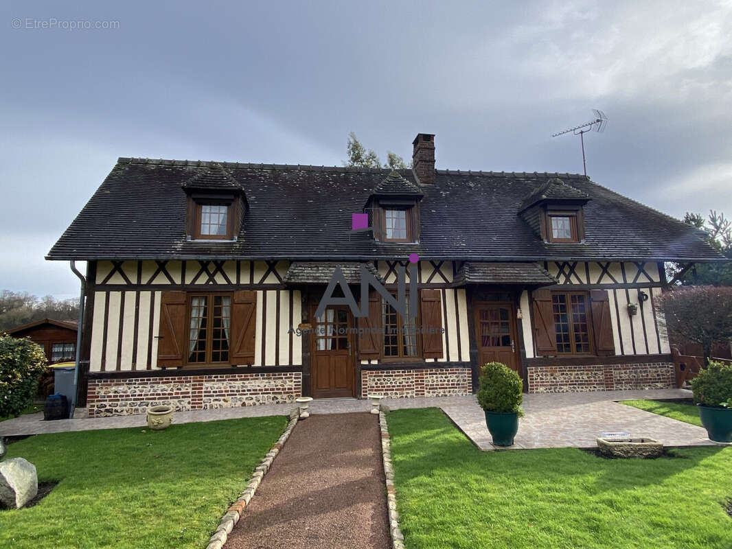 Maison à LUNERAY