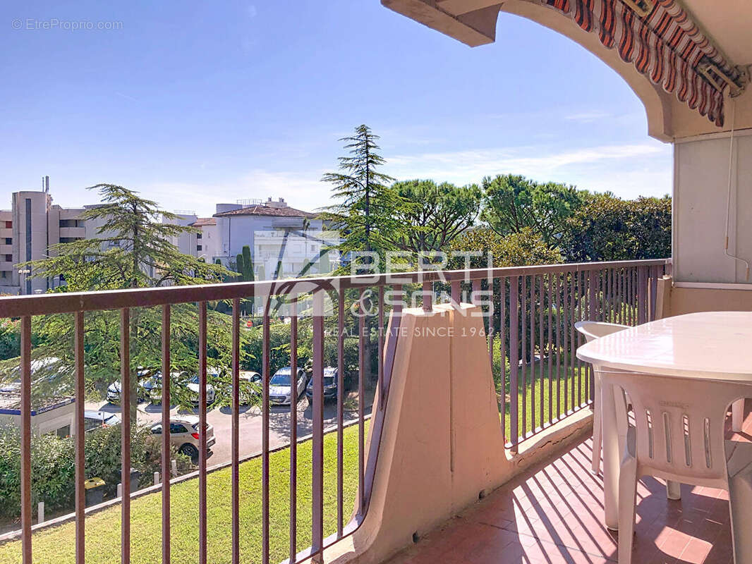 Appartement à MANDELIEU-LA-NAPOULE