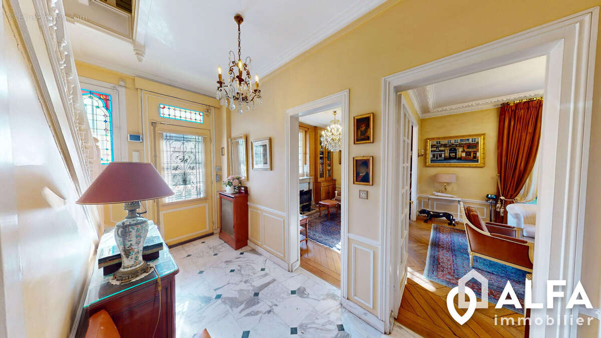 Maison à MONTMORENCY