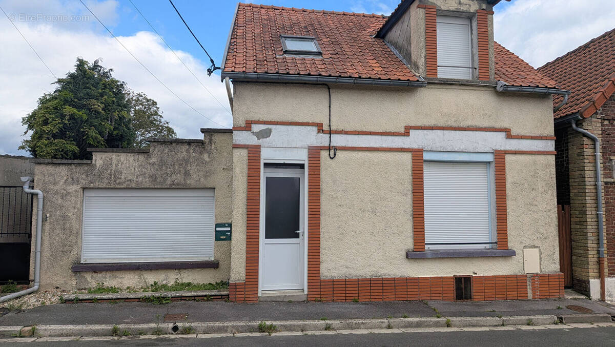 Maison à BEAUREVOIR