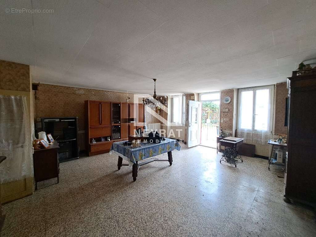 Maison à EPINAC