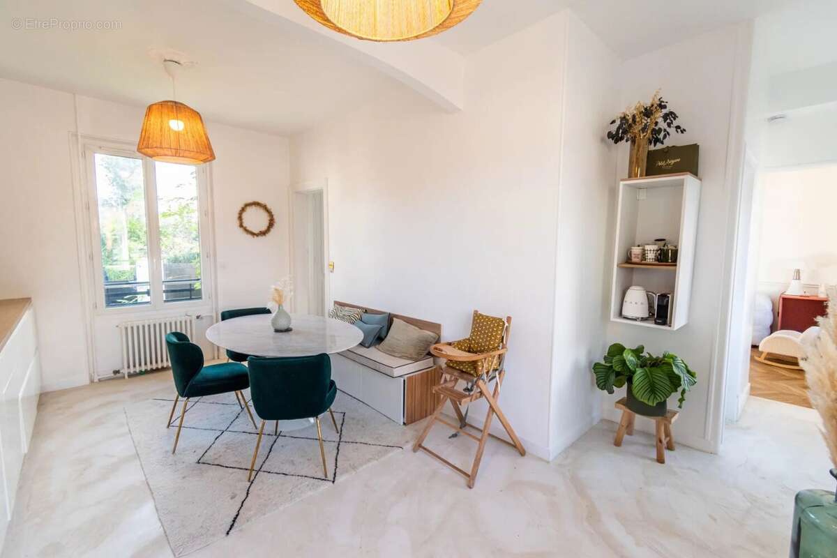 Maison à MONTLIGNON