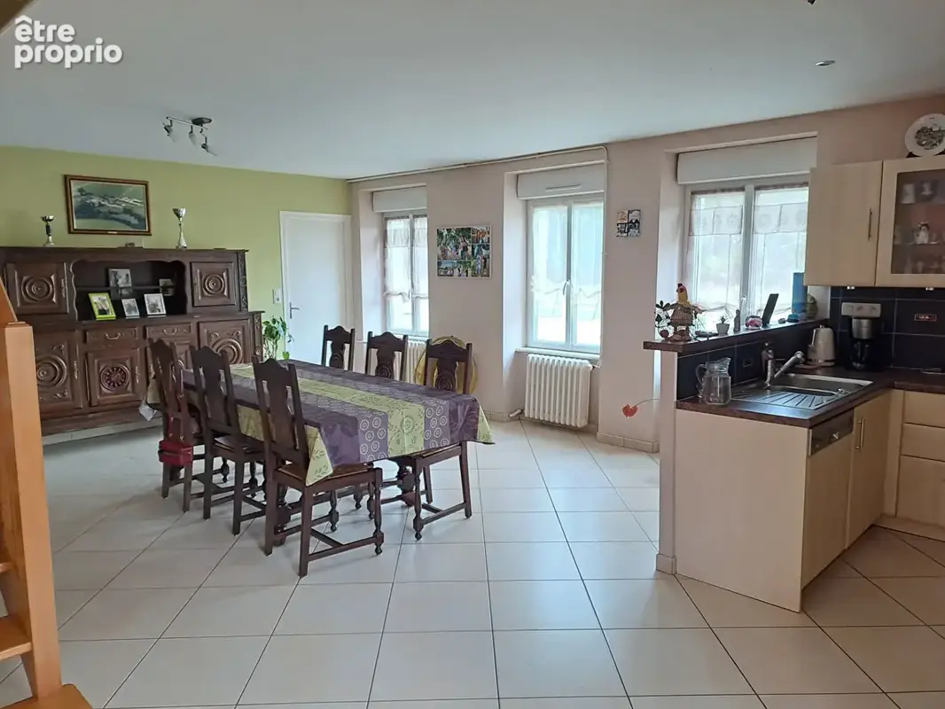 Maison sur un terrain de 9700m² . - photo 3