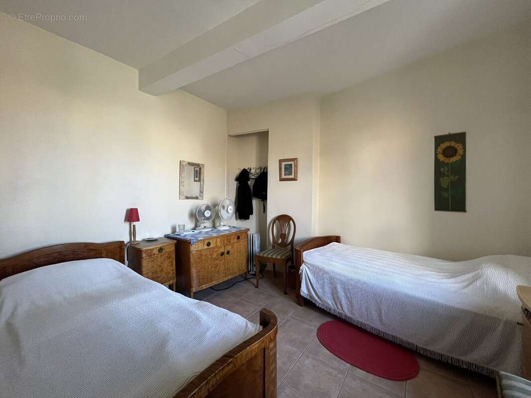 Maison à SAINT-GENIES-DE-FONTEDIT