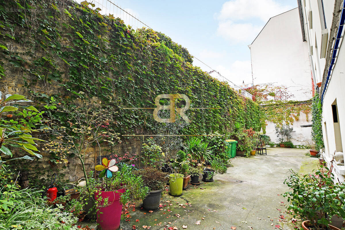 Appartement à PARIS-11E