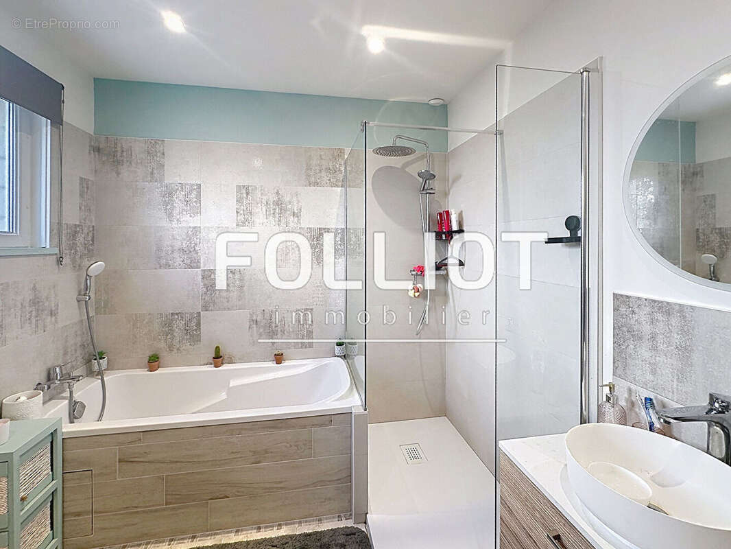 Maison 5 pièces à vendre à Saint-Pair-sur-Mer - Confort et tranquillité - photo 9