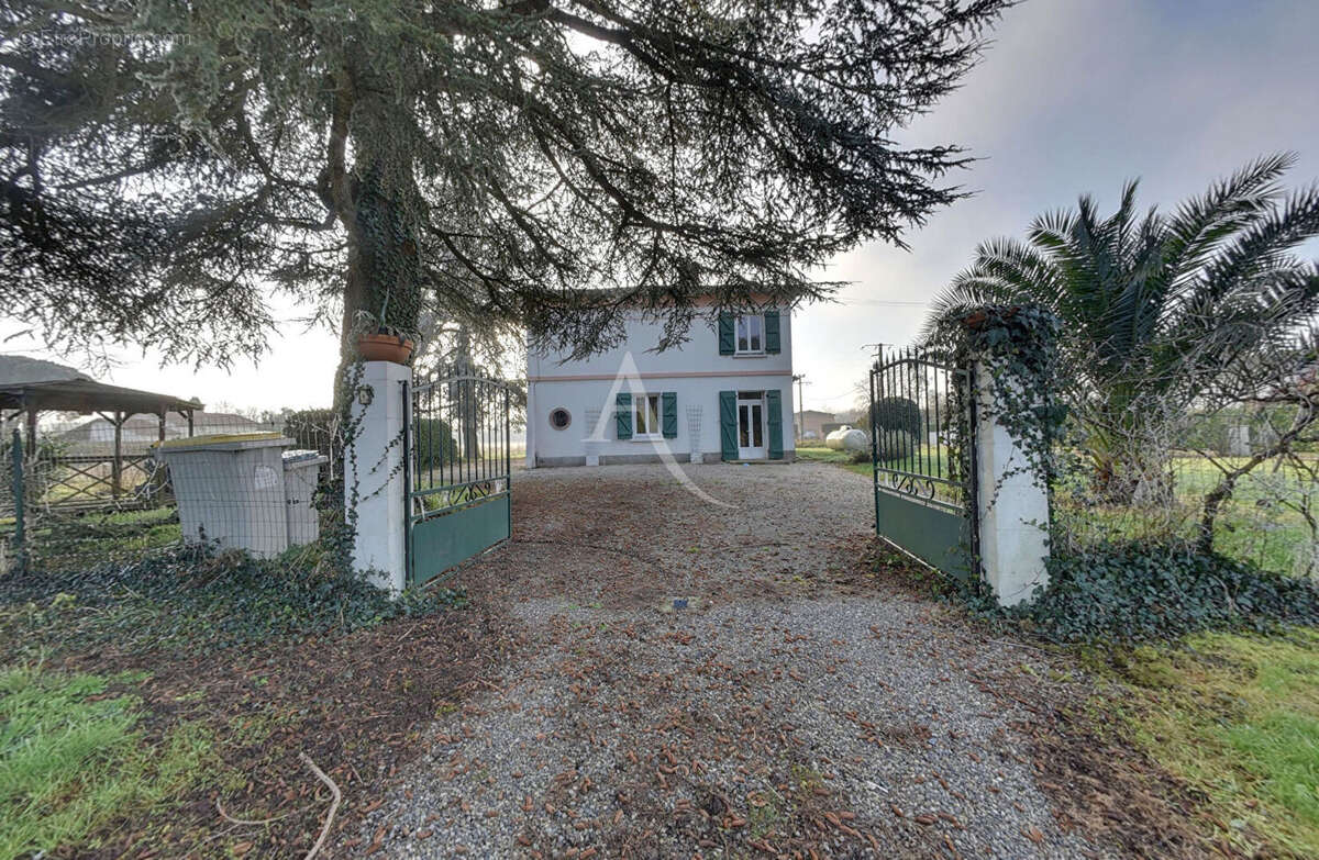 Maison à ALBEFEUILLE-LAGARDE