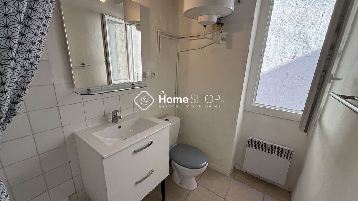 Appartement à MARSEILLE-6E