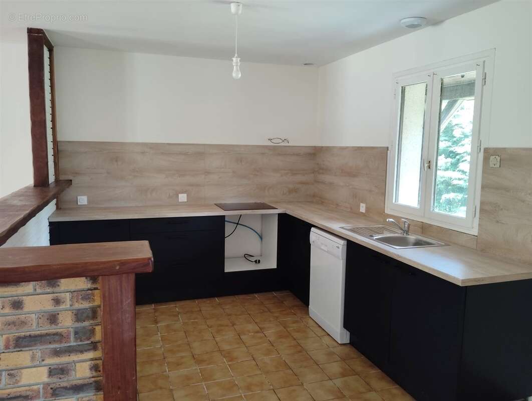 Maison à COURDEMANCHE