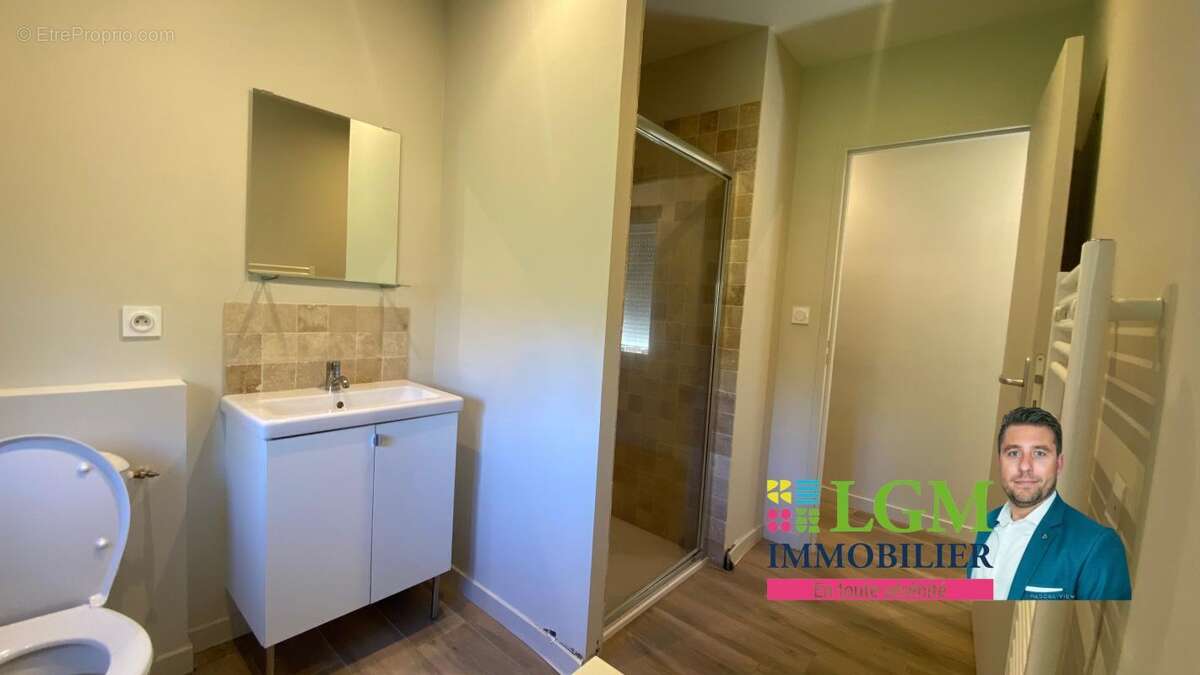 Appartement à REMOULINS