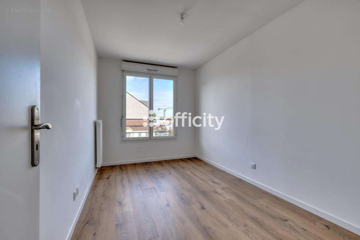 Appartement à BROU-SUR-CHANTEREINE