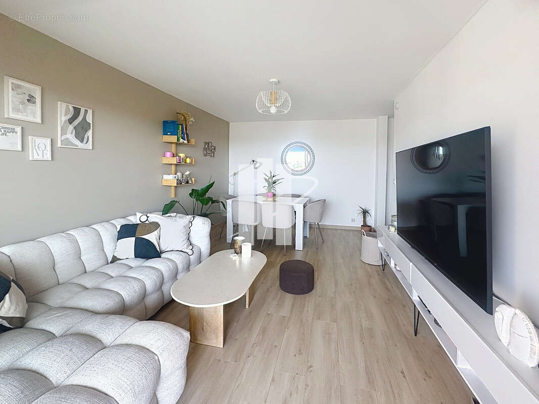 Appartement à FREJUS