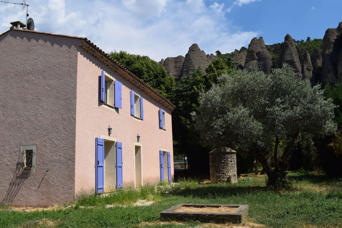 Maison à LES MEES