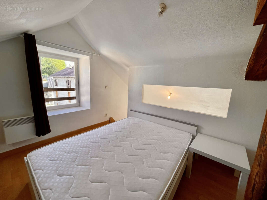 Appartement t2 avec terrasse - bas centre rives - photo 4