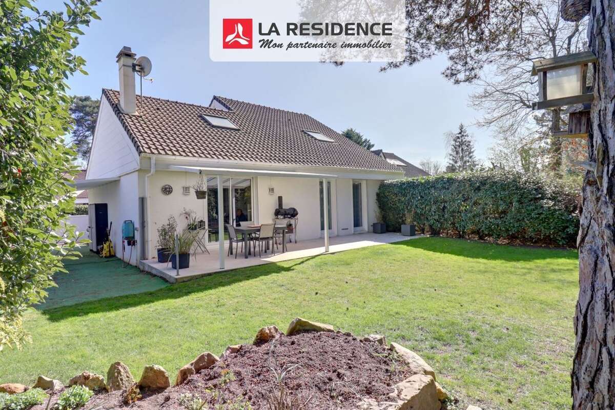 Maison à VERNEUIL-SUR-SEINE