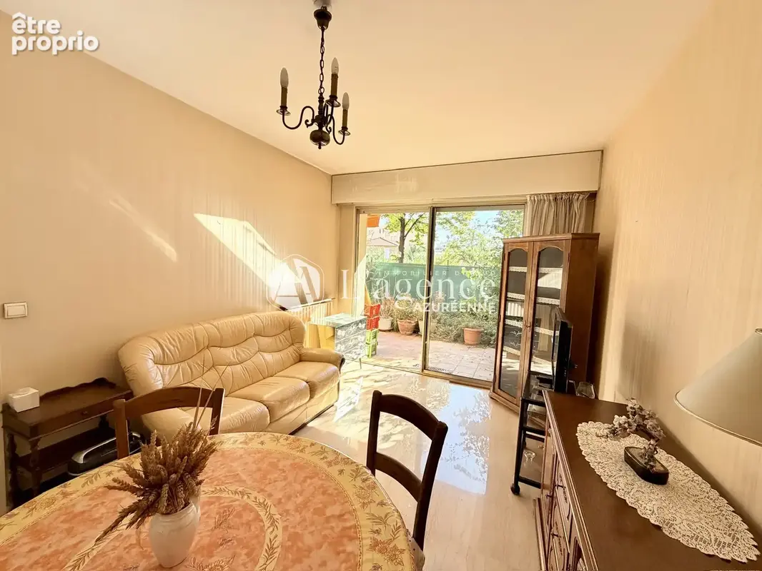Cagnes sur mer - hippodrome - au calme 2 pieces 45 m2 en rez de jardin - garage et cave - photo 7